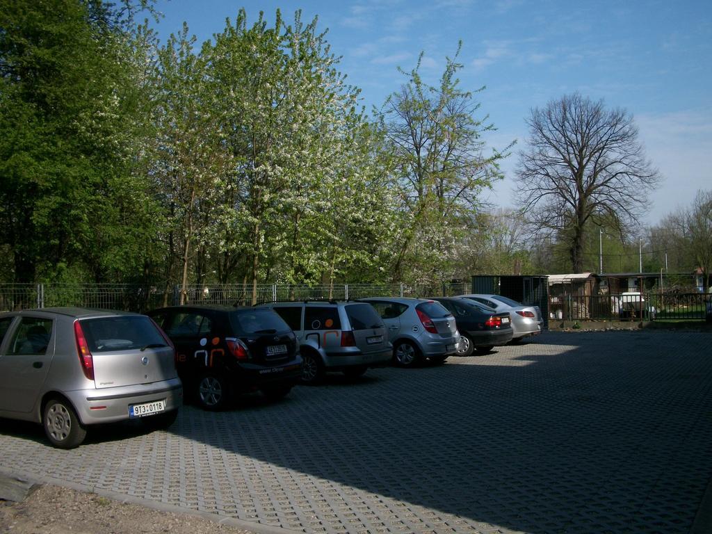 Penzion - U Stare Pekarny Hotel Bohumin Bagian luar foto